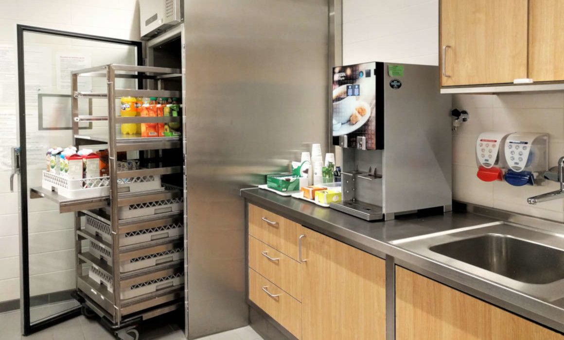 Regaalwagen maatwerk uittrekbare RVS plateau's