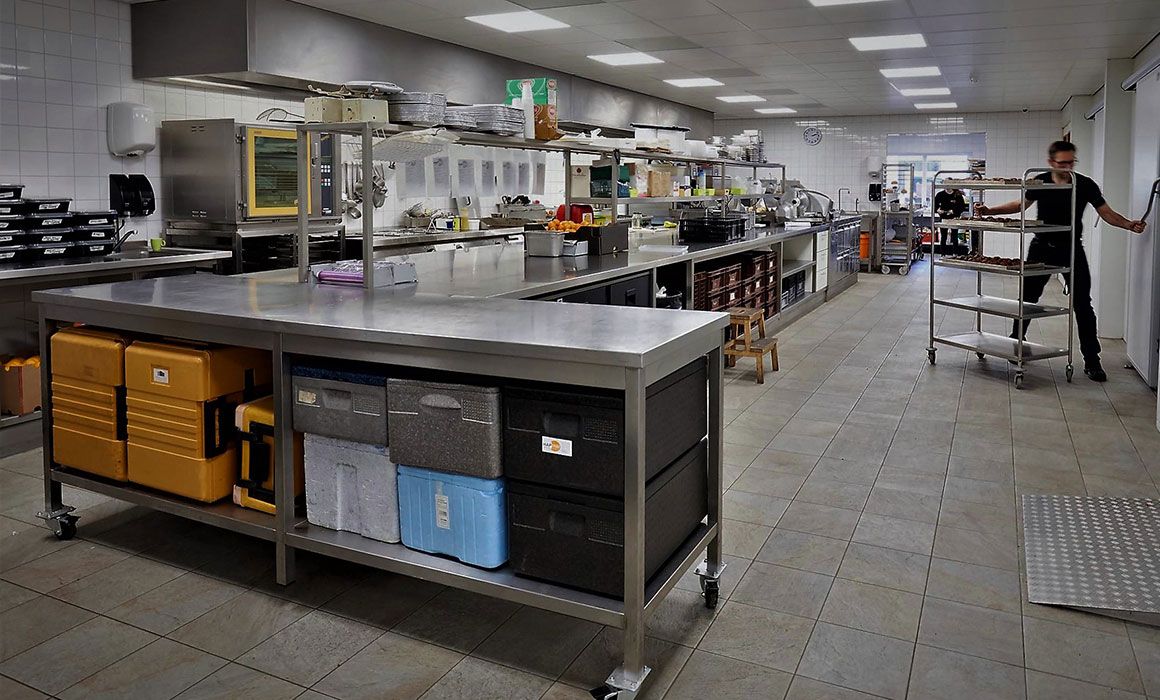 Industriele RVS Keuken