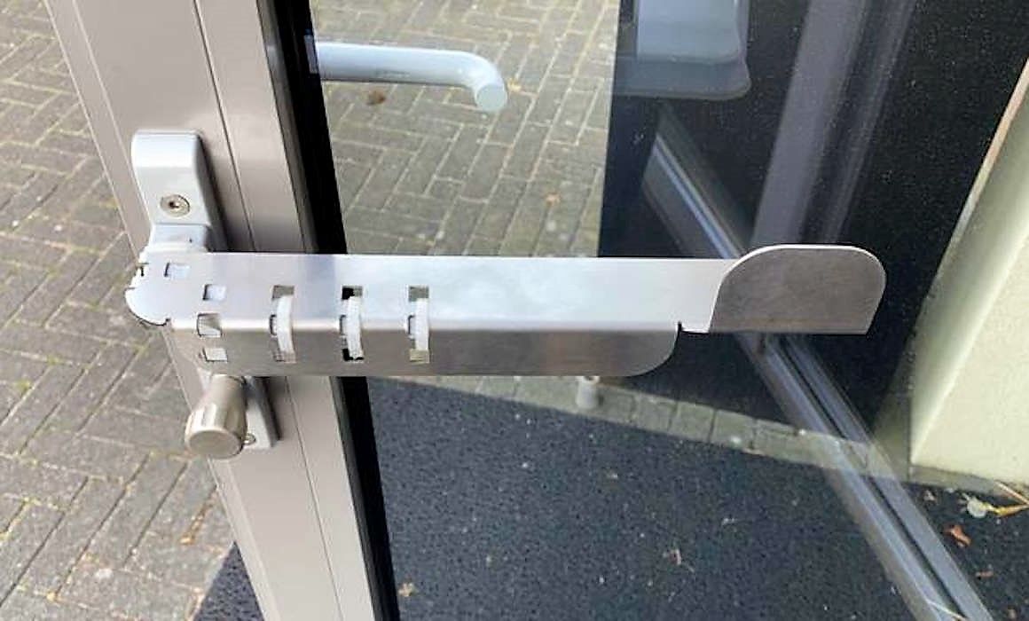 RVS deurklink adapter corona preventie